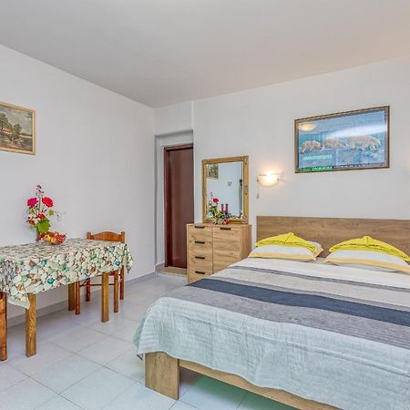 Apartments Bastovanovic Ρόβινι Εξωτερικό φωτογραφία