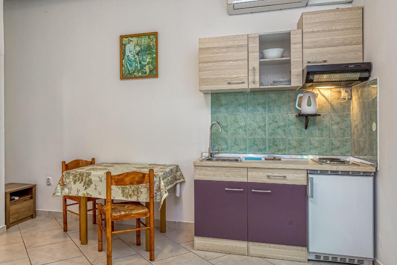 Apartments Bastovanovic Ρόβινι Εξωτερικό φωτογραφία